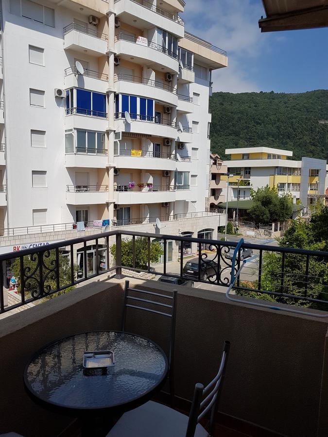 Apartments And Rooms Lijesevic Budva Eksteriør billede